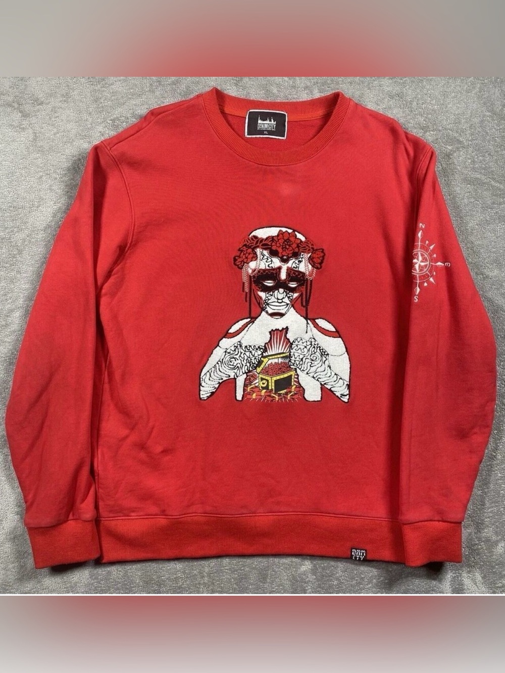 DenimiCity Mens XL Lady of Tulum Red Embroidered Graphic Crewneck Sweatshir